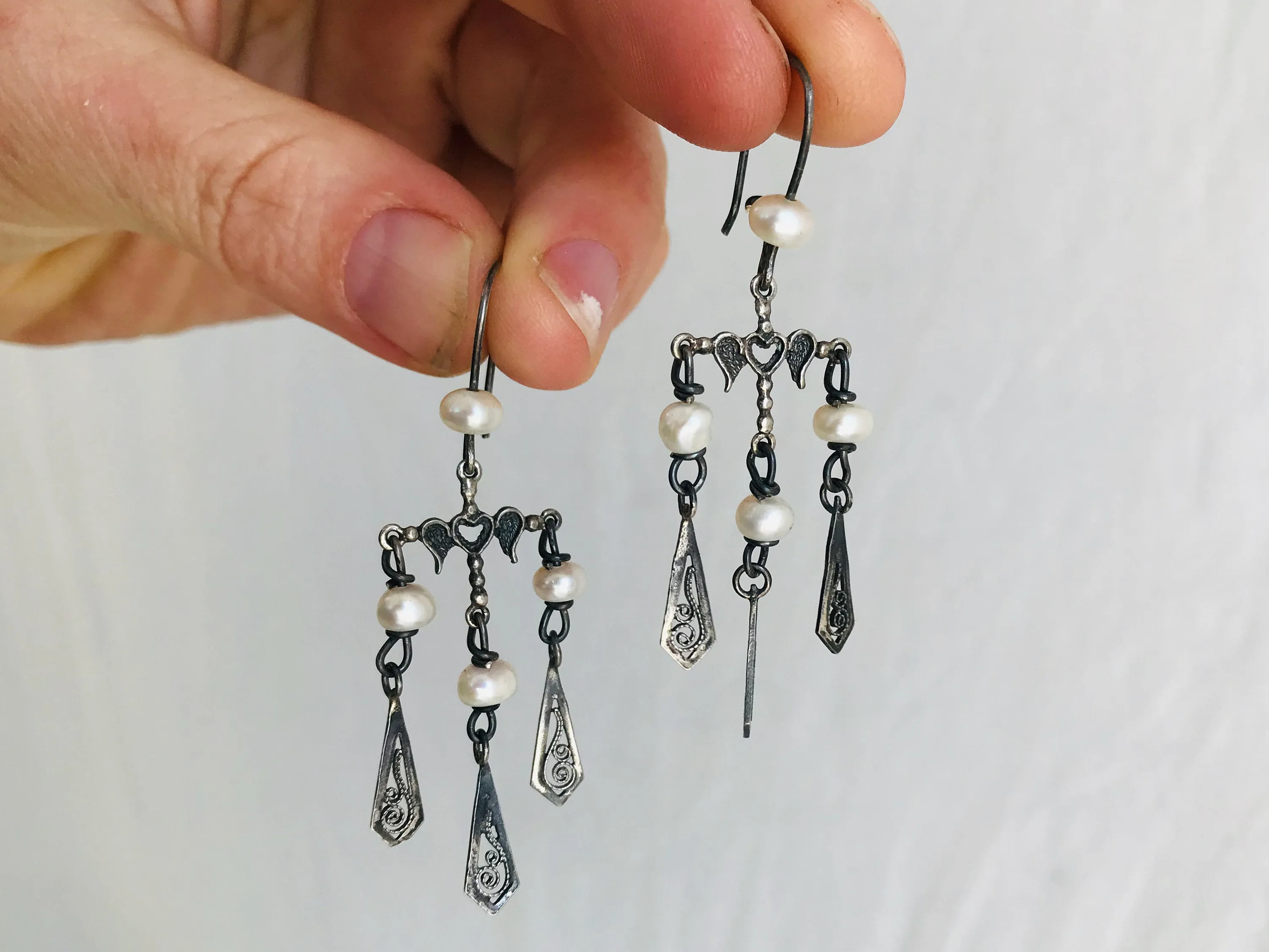 Cruz de Yalalag Earrings. .925 Silver & Pearl. Mexico. Frida Kahlo