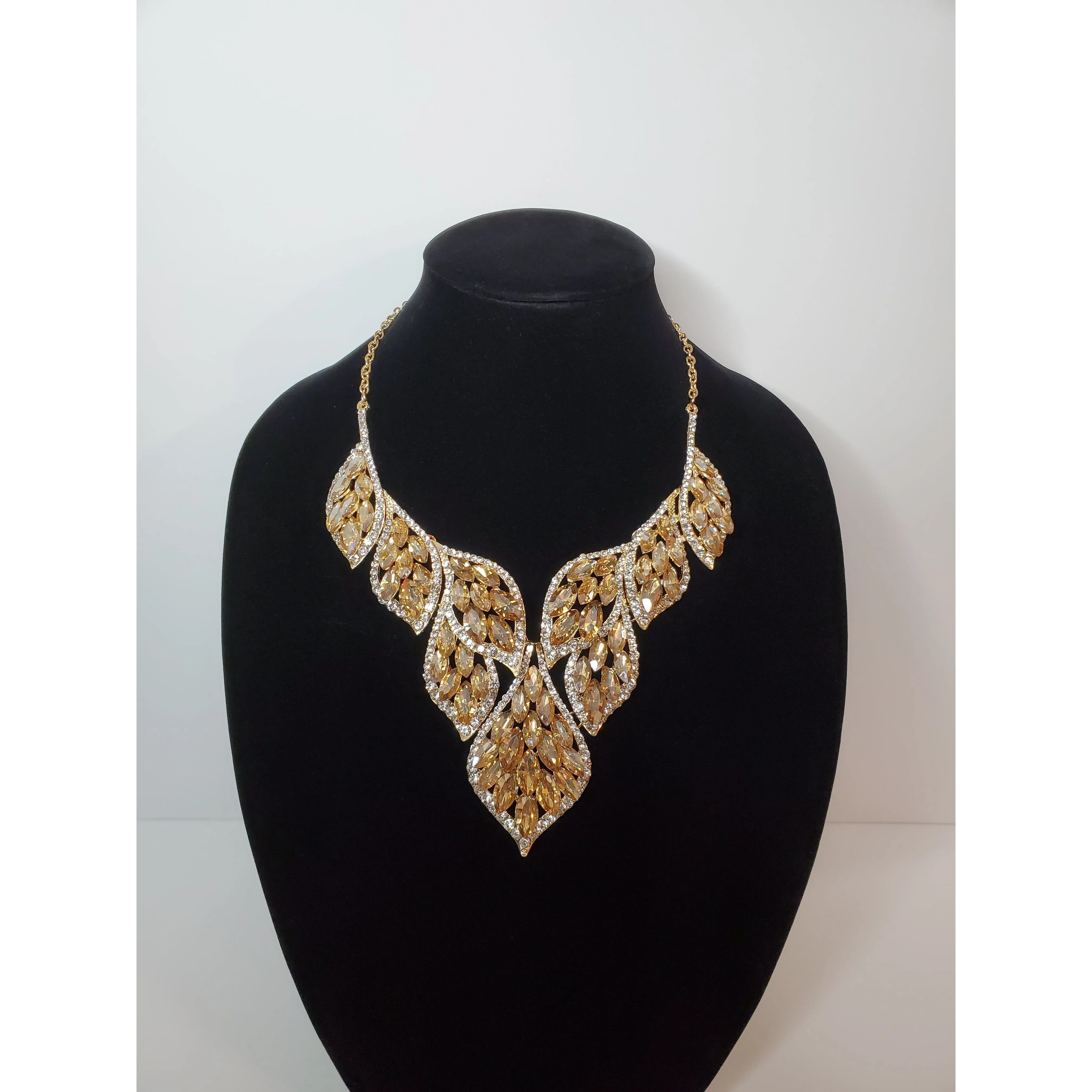 Feeling Glamourous Statement  Necklace