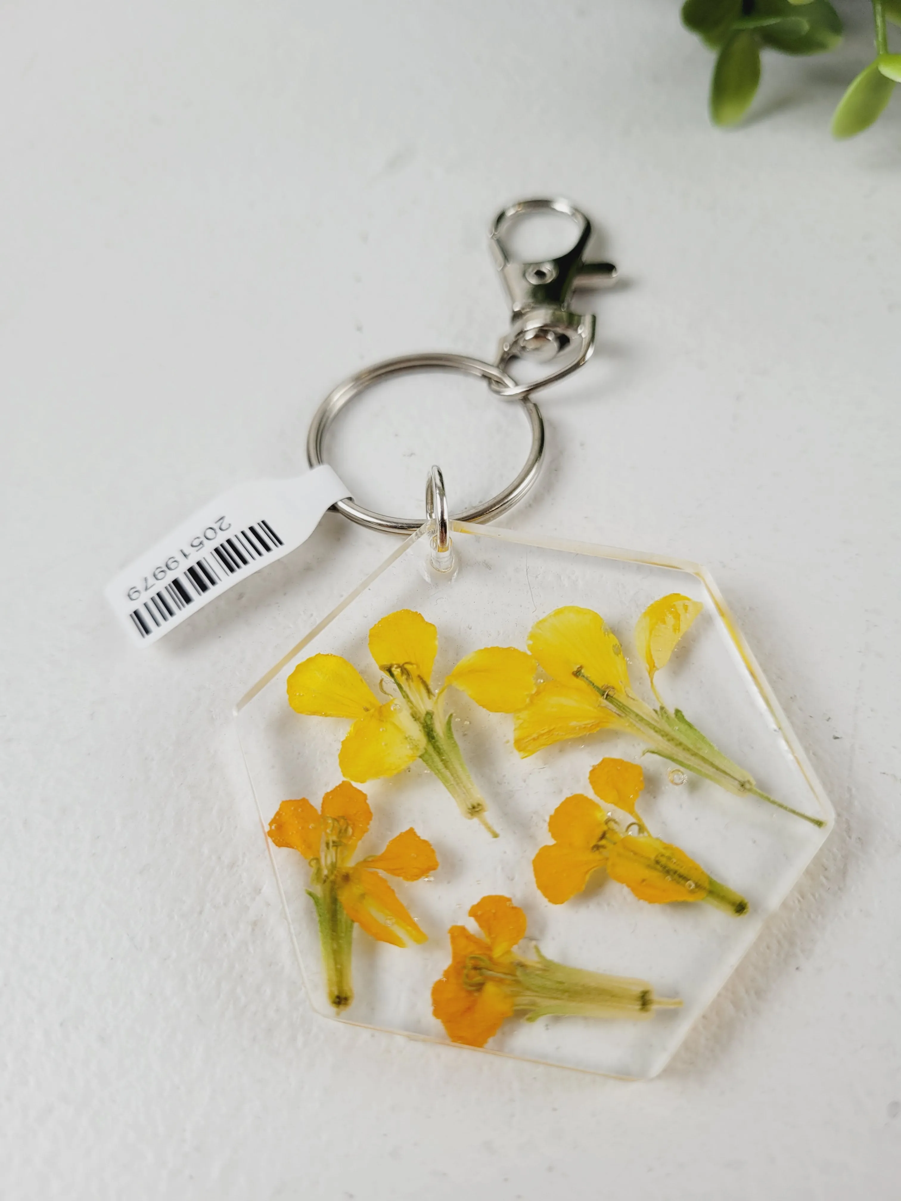 Little Pretty Designs, Floral Resin Keychains